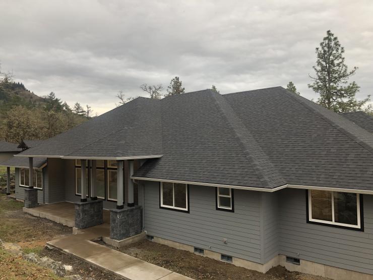 New home construction in Springfield, Oregon