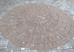 Pavers with design