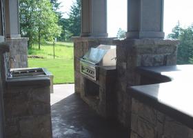 Outdoor kitchen